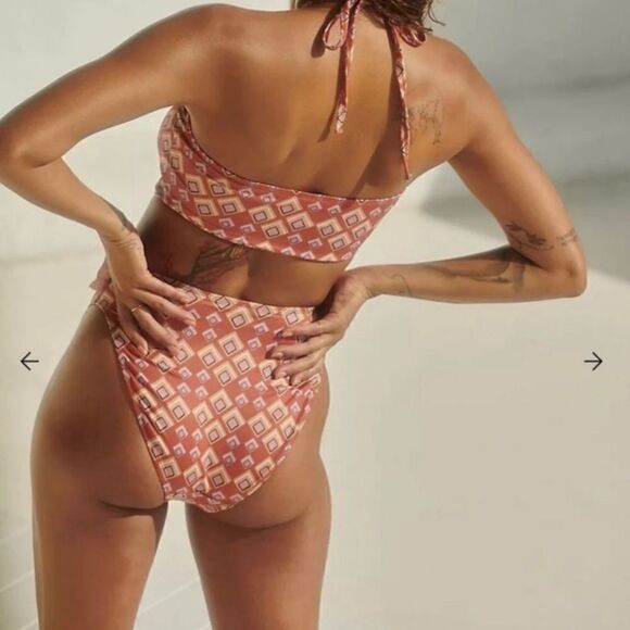 Free People X Beth Richards Gina Saffron Square Geo Swim Suit - Picture 2 of 7